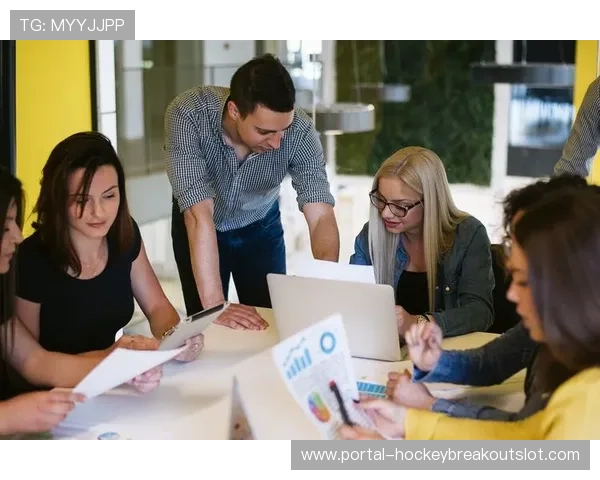 运营团队开展跨文化沟通培训，提升国际项目协同合作效能。