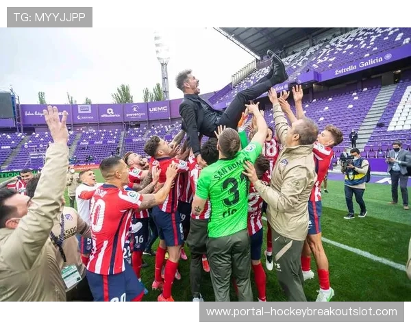 西甲皇马巴萨争霸，1分差或持续至赛季末